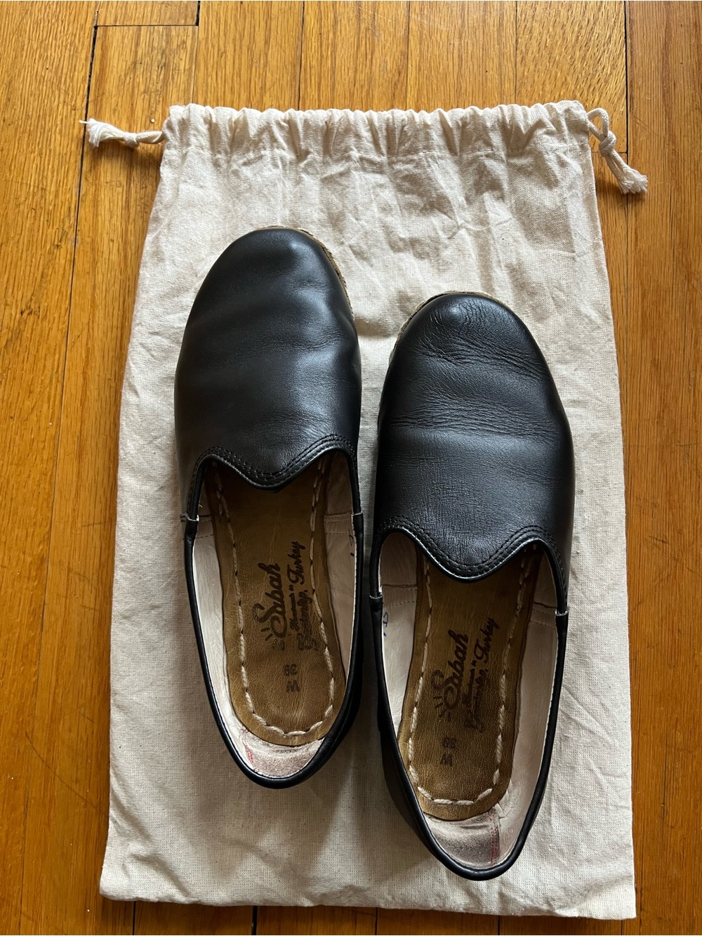Sabah Beirut Black Leather Slip-On Flats, Size 39